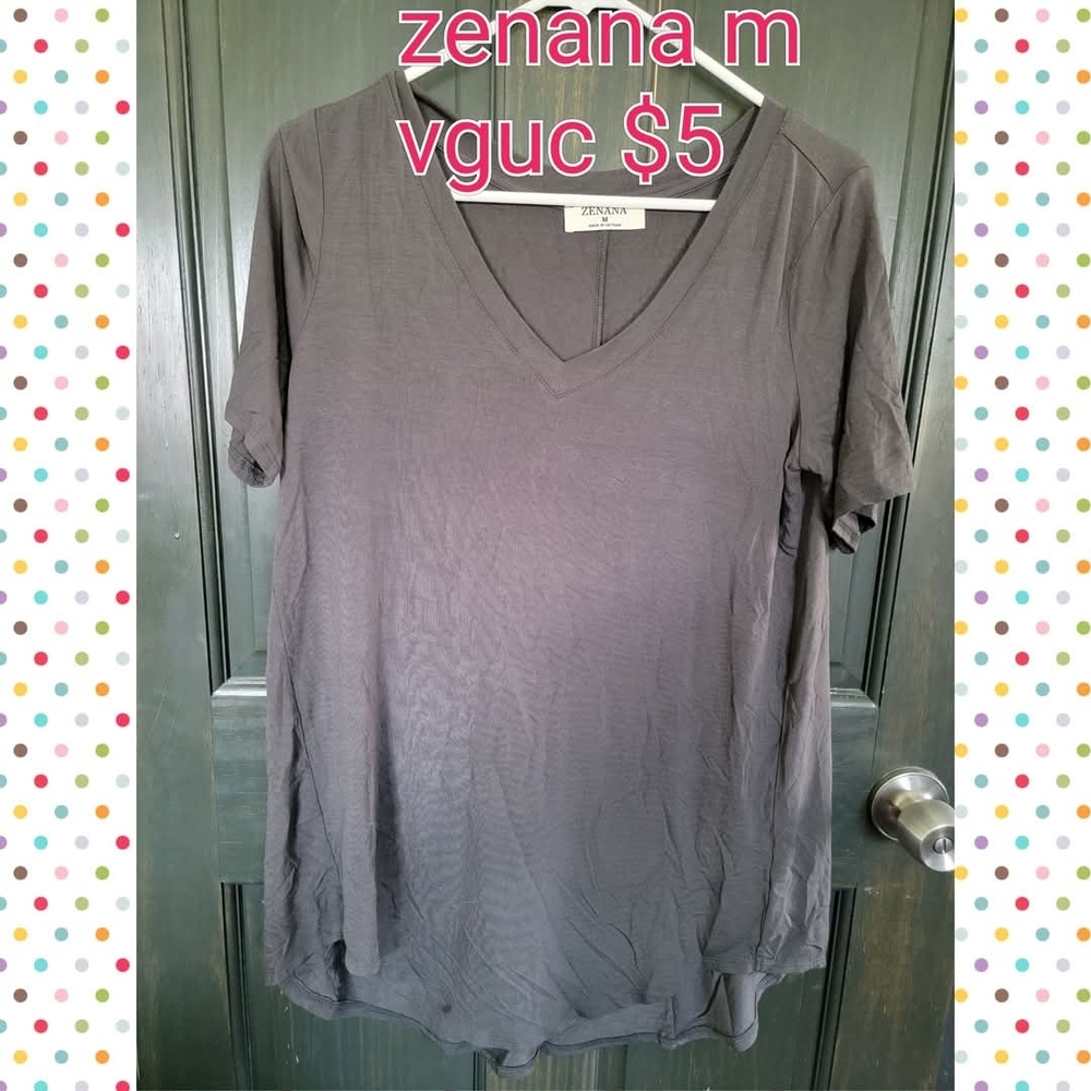 Zenana Outfitters Women's Charcoal V-Neck Tee